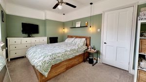 Photo 8- click for photo gallery